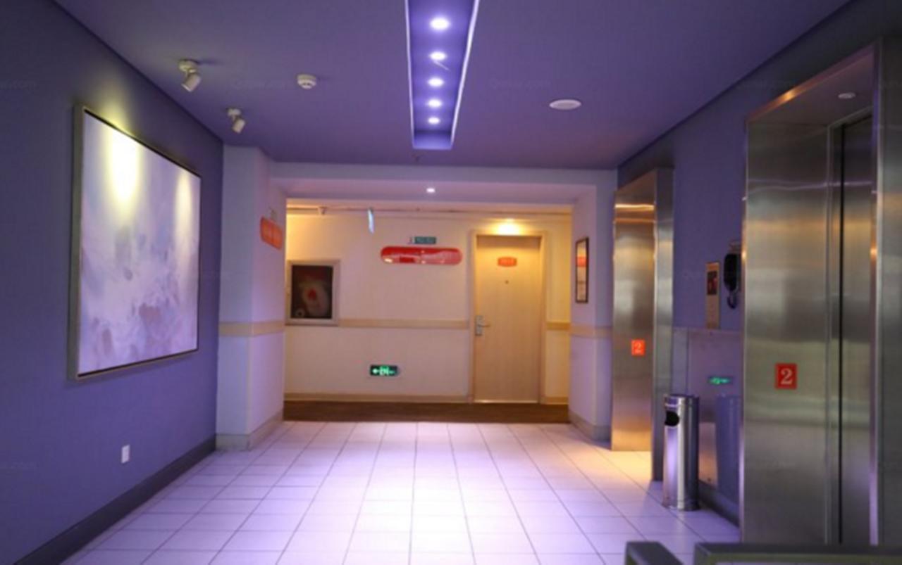 Jinjiang Inn Wuhan Optical Valley Finance Habour Екстериор снимка